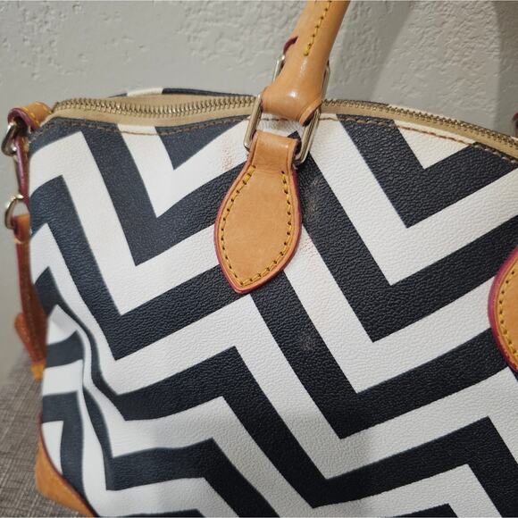 Dooney & Bourke Cheveron Geena Sachel - Picture 10 of 16
